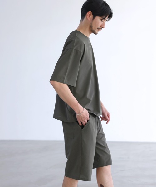 SPU(スプ)の「【セットアップ 2点セット】【接触冷感・防シワ・速乾】AIR TECH DOT 機能性半袖Tシャツ裾ドローコード付き&リラックスショーツセットアップ(セットアップ・メンズ・チャコール/ネイビー/ブラック/カーキ・S/M/L/XL)」の21枚目の写真