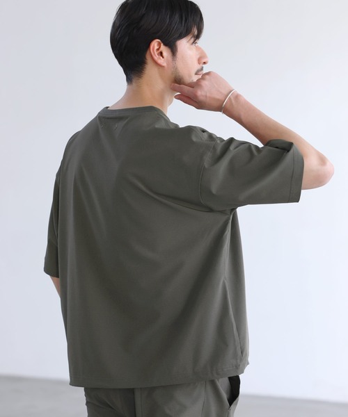 SPU(スプ)の「【セットアップ 2点セット】【接触冷感・防シワ・速乾】AIR TECH DOT 機能性半袖Tシャツ裾ドローコード付き&リラックスショーツセットアップ(セットアップ・メンズ・チャコール/ネイビー/ブラック/カーキ・S/M/L/XL)」の22枚目の写真