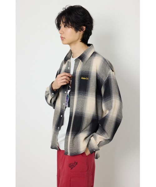 RODEO CROWNS WIDE BOWL(ロデオクラウンズワイドボウル)の「スカシオンブレーチェックシャツ(シャツ/ブラウス・メンズ・ブラック/ブルー/イエロー・MEDIUM/LARGE)」の5枚目の写真