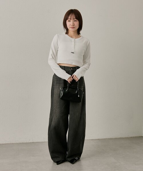 mline（エムライン）の「[mline]カーブワイドデニム（デニムパンツ・レディース・ブルー/ブラック・2/1）」の6枚目の写真