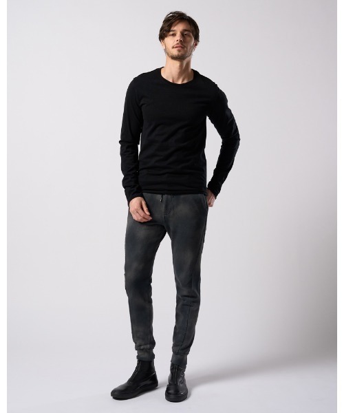 wjk（ダヴルジェイケイ）の「slim cut-off crew-neck L/S（Tシャツ/カットソー・メンズ・ブラック/ホワイト・X-LARGE/LARGE/MEDIUM/SMALL）」の11枚目の写真