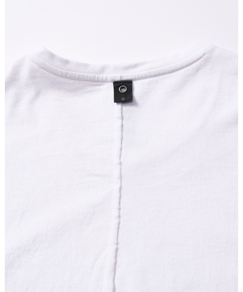 wjk（ダヴルジェイケイ）の「slim cut-off crew-neck L/S（Tシャツ/カットソー・メンズ・ブラック/ホワイト・X-LARGE/LARGE/MEDIUM/SMALL）」の19枚目の写真