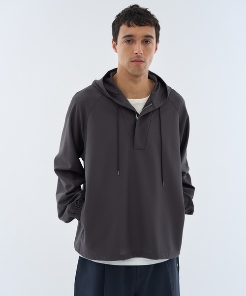 ESTNATION（エストネーション）の「GOOD PEOPLE GOOD STITCHING GOOD PRODUCT for ESTNATION / バランサーキュラー アノラックパーカー（パーカー・メンズ・ネイビー/チャコールグレー・MEDIUM/LARGE）」の9枚目の写真