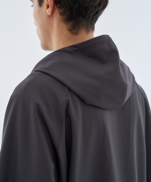 ESTNATION（エストネーション）の「GOOD PEOPLE GOOD STITCHING GOOD PRODUCT for ESTNATION / バランサーキュラー アノラックパーカー（パーカー・メンズ・ネイビー/チャコールグレー・MEDIUM/LARGE）」の11枚目の写真