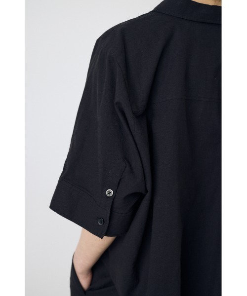 AZUL by moussy(アズールバイマウジー)の「【セットアップ対応】フレンチリネンCOOLMAXショートドルマンシャツ 春服 夏服 五分丈 半端丈 冷房対策 羽織(シャツ/ブラウス・レディース・ストライプ/ブラック/オフホワイト・FREE)」の4枚目の写真