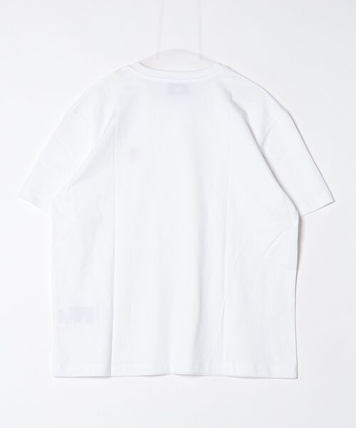 AMI Alexandre Mattiussi（アミアレクサンドルマテュッシ）の「【AMI PARIS】アミ パリス Small Heart Logo Hale T-Shirt ワンポイント ロゴ Tシャツ/ BFUTS001-724（Tシャツ/カットソー・メンズ・ブラック/ホワイト・SMALL/MEDIUM/LARGE/X-LARGE）」の5枚目の写真