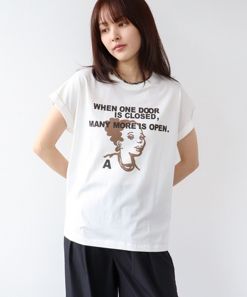 Three Four Time(スリーフォータイム)の「フェイスモチーフptドルマンTシャツ(Tシャツ/カットソー・レディース・オフホワイト/チャコールグレー・FREE)」の3枚目の写真