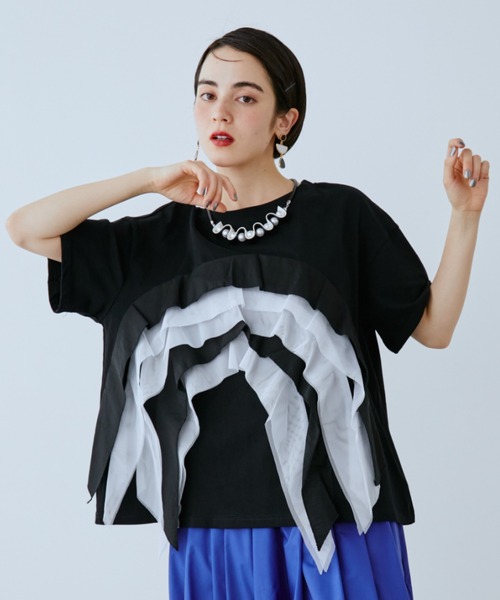 manana suerte(マニャーナスエルテ)の「チュールデザインTシャツ(Tシャツ/カットソー・レディース・ブラック/レッド・FREE)」の1枚目の写真