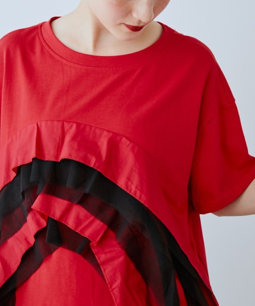 manana suerte(マニャーナスエルテ)の「チュールデザインTシャツ(Tシャツ/カットソー・レディース・ブラック/レッド・FREE)」の3枚目の写真