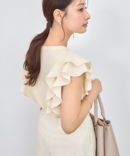 COHINA（コヒナ）の「ティアードラッフルブラウス 【低身長・小柄女性】（シャツ/ブラウス・レディース・ブルー/ホワイト/ベージュ・ONE SIZE）」の17枚目の写真