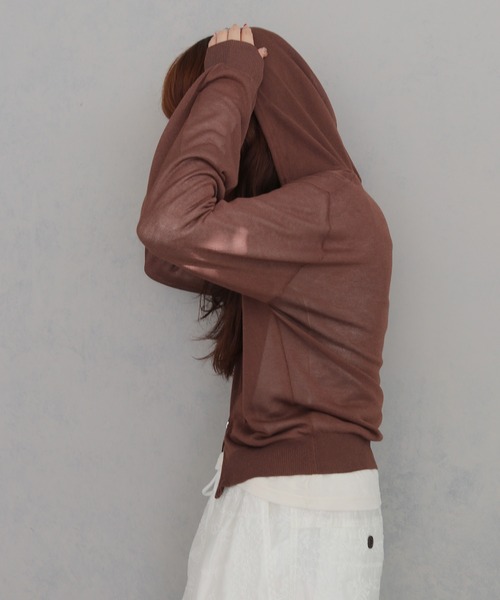 cheriella（シェリエラ）の「【cheriella】シアーフードダブルジップニットパーカー  SHEER DOUBLE ZIP KNIT HOODIE（カーディガン/ボレロ・レディース・ブラウン/ネイビー/パープル/アイボリー/レモンイエロー・FREE）」の9枚目の写真