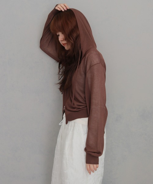 cheriella（シェリエラ）の「【cheriella】シアーフードダブルジップニットパーカー  SHEER DOUBLE ZIP KNIT HOODIE（カーディガン/ボレロ・レディース・ブラウン/ネイビー/パープル/アイボリー/レモンイエロー・FREE）」の10枚目の写真