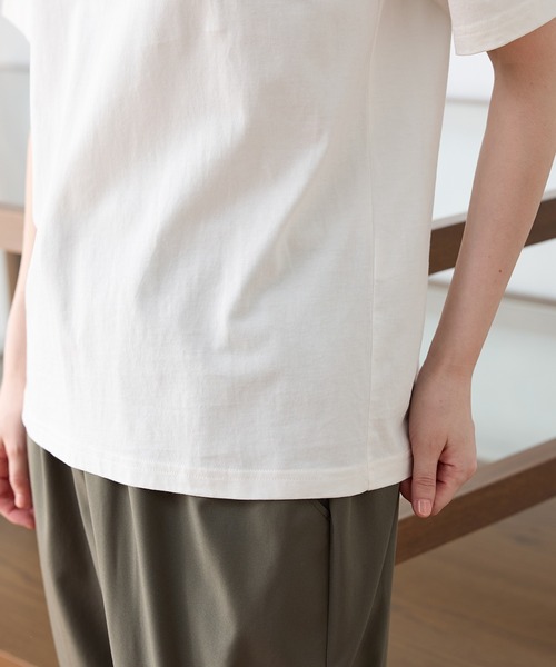 Honeys(ハニーズ)の「【接触冷感・ひんやりコットン】ひんやり綿ロゴTシャツ(Tシャツ/カットソー・レディース・ブルー/ブラック/ダークブラウン/オフホワイト/ダークオレンジ・S/M/LL/L)」の8枚目の写真