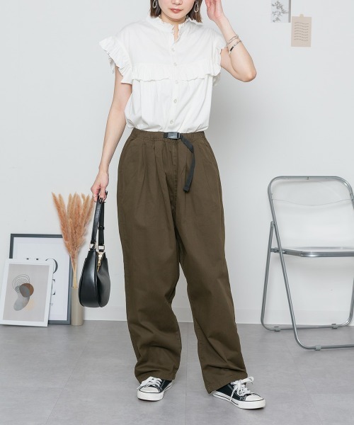 MARAI(マーライ)の「前バックルバルーンパンツ(その他パンツ・レディース・ブラック/ベージュ/カーキ・LL/3L/4L/L/M)」の3枚目の写真