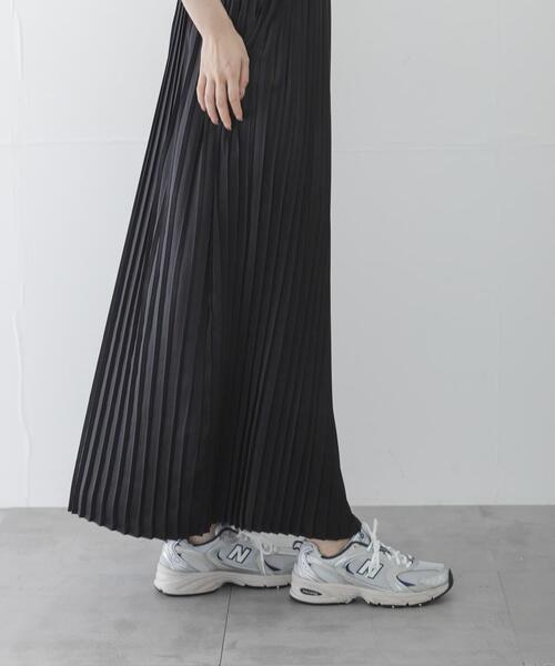 URBAN RESEARCH Sonny Label(アーバンリサーチサニーレーベル)の「『WEB限定』Tシャツ×プリーツキャミワンピース SET(ワンピース・レディース・グレー/ブラック・FREE)」の5枚目の写真