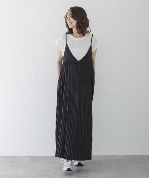 URBAN RESEARCH Sonny Label(アーバンリサーチサニーレーベル)の「『WEB限定』Tシャツ×プリーツキャミワンピース SET(ワンピース・レディース・グレー/ブラック・FREE)」の6枚目の写真