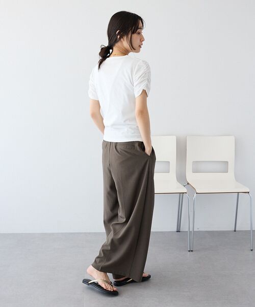 CRAFT STANDARD BOUTIQUE(クラフトスタンダードブティック)の「シャーリングプリントTシャツ(Tシャツ/カットソー・レディース・杢グレー/オフホワイト・FREE)」の21枚目の写真