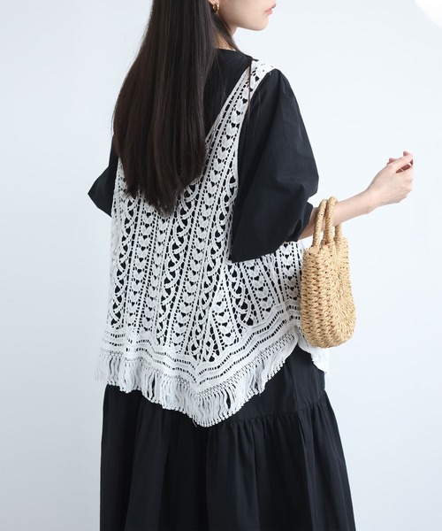 MAISON DE THERESE(メゾン ド テレーズ)の「夏新作 レース透かし編み フリンジベスト/ノースリーブ キャミソール(ベスト・レディース・Beige/White・M)」の7枚目の写真