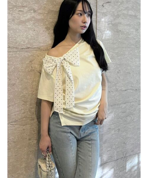CALNAMUR(カルナムール)の「リボン付きTシャツ(Tシャツ/カットソー・レディース・グレー/イエロー/ブラック・FREE)」の22枚目の写真