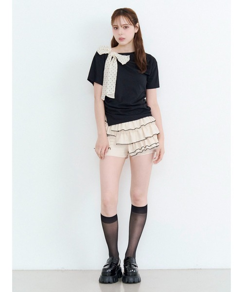 CALNAMUR(カルナムール)の「リボン付きTシャツ(Tシャツ/カットソー・レディース・グレー/イエロー/ブラック・FREE)」の7枚目の写真