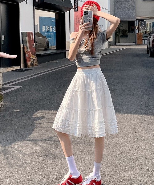 HALEY PESCA(ヘーリーペスカ)の「HALEY PESCA/ティアードフリルボリュームスカート(スカート・レディース・ホワイト・MEDIUM/LARGE/SMALL)」の8枚目の写真