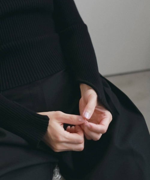 anuke(アンヌーク)の「anuke Slit Turtle Knit スリットタートルニット/62620539(ニット/セーター・レディース・アイボリー/ミックスグレー/ブラック・ONE SIZE)」の7枚目の写真