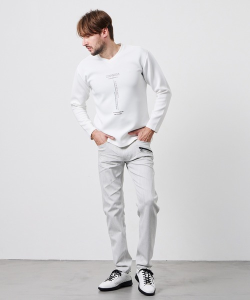 HIDEAWAYS NICOLE(ハイダウェイニコル)の「ストレッチポンチジェルプリントVネック長袖Tシャツ(Tシャツ/カットソー・メンズ・ブラック/オフホワイト/ネイビー/シルバーグレー・X-LARGE/LARGE/MEDIUM)」の6枚目の写真