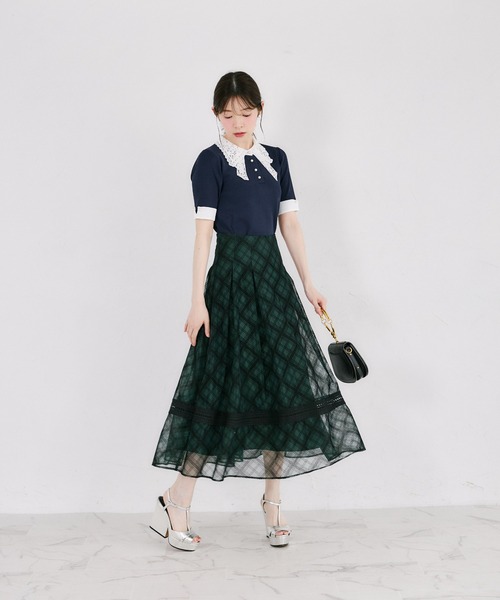 tocco closet(トッコ クローゼット)の「バックレースアップ裾ラインレース切り替えシアーフロッキーチェックフレアスカート(スカート・レディース・ダークグリーン/ライトベージュ・M)」の12枚目の写真