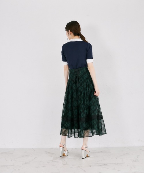 tocco closet(トッコ クローゼット)の「バックレースアップ裾ラインレース切り替えシアーフロッキーチェックフレアスカート(スカート・レディース・ダークグリーン/ライトベージュ・M)」の14枚目の写真