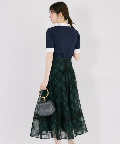 tocco closet(トッコ クローゼット)の「バックレースアップ裾ラインレース切り替えシアーフロッキーチェックフレアスカート(スカート・レディース・ダークグリーン/ライトベージュ・M)」の16枚目の写真
