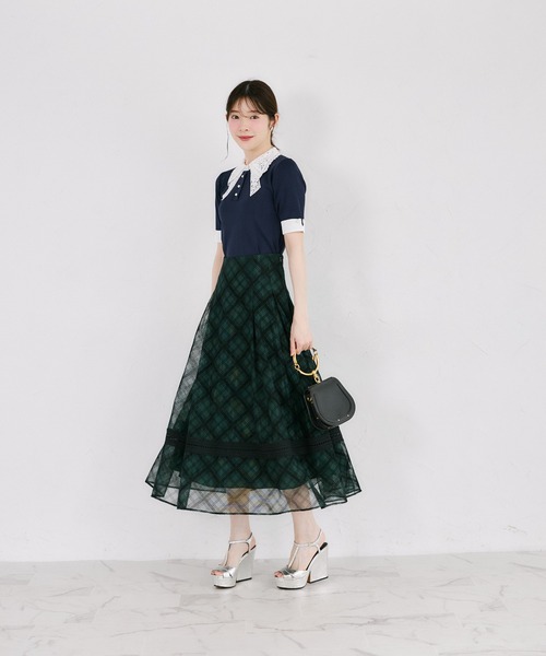 tocco closet(トッコ クローゼット)の「バックレースアップ裾ラインレース切り替えシアーフロッキーチェックフレアスカート(スカート・レディース・ダークグリーン/ライトベージュ・M)」の13枚目の写真