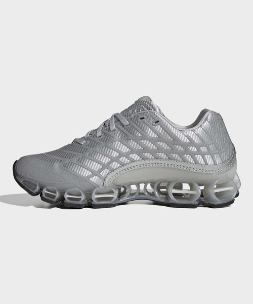 adidas(アディダス)の「メガライド F50 / MEGARIDE F50 / アディダスオリジナルス adidas Originals(スニーカー・メンズ・シルバー・23.5cm/24.0cm/24.5cm/25.0cm/25.5cm/26.0cm/26.5cm/27.0cm/27.5cm/28.0cm/28.5cm/29.0cm)」の6枚目の写真
