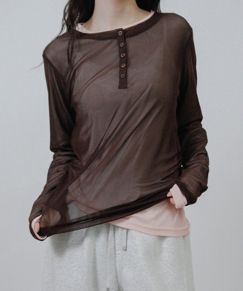 Social GIRL(ソーシャルガール)の「【セット商品】 シアー レイヤード ヘンリーネック Tシャツ 長袖 ロンT(Tシャツ/カットソー・レディース・ブラック/ブラウン/ネイビー/アイボリー・M)」の3枚目の写真