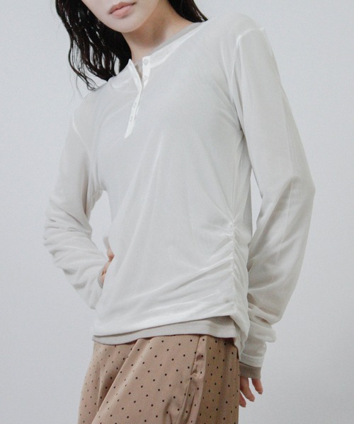 Social GIRL(ソーシャルガール)の「【セット商品】 シアー レイヤード ヘンリーネック Tシャツ 長袖 ロンT(Tシャツ/カットソー・レディース・ブラック/ブラウン/ネイビー/アイボリー・M)」の13枚目の写真