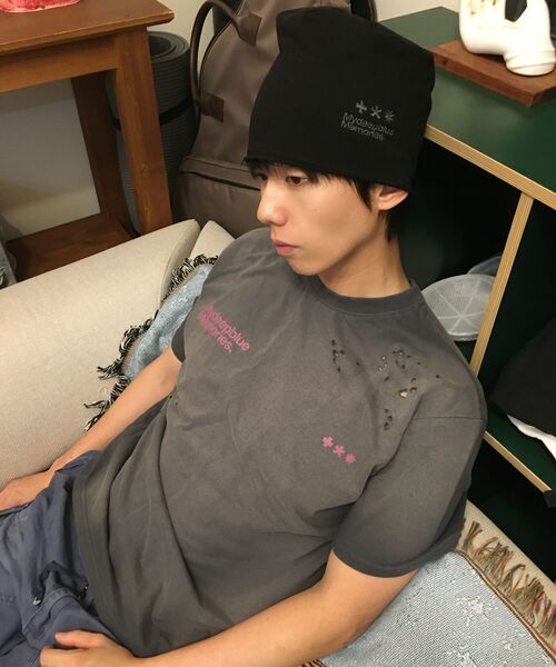 mydeepbluememories(マイディープブルーメモリーズ)の「MM GRUNGE WASHED PUNCHING T-SHIRTS(CHARCOAL)(Tシャツ/カットソー・レディース・ミックスグレー・1/2)」の8枚目の写真