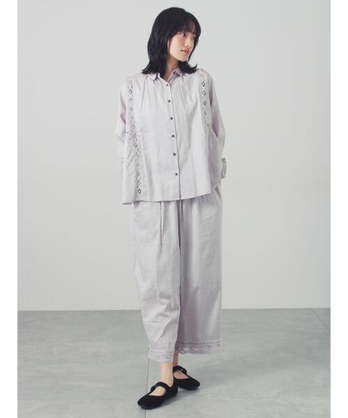 TSUHARU by Samansa Mos2(ツハルバイサマンサモスモス)の「【tukuroi】コットンサテンバテンレースシャツ(シャツ/ブラウス・レディース・チャコールグレー/ベージュ/グレー・F)」の12枚目の写真
