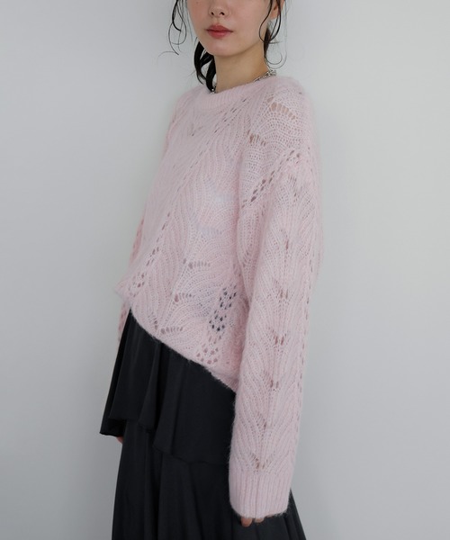 AMUU. PRECIEUSE(アムープレシューズ)の「リボンネックレースシアーニット(ニット/セーター・レディース・ブラック/グレー/アイボリー/ピンク・FREE)」の6枚目の写真