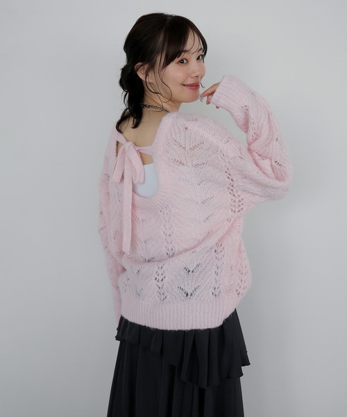 AMUU. PRECIEUSE(アムープレシューズ)の「リボンネックレースシアーニット(ニット/セーター・レディース・ブラック/グレー/アイボリー/ピンク・FREE)」の8枚目の写真