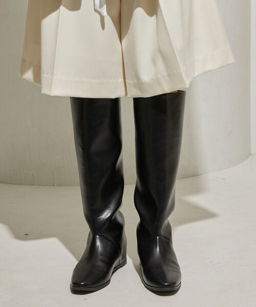 ATELIER BRUGGE（アトリエブルージュ）の「ATELIER BRUGGE/アトリエブルージュ インヒール ロングブーツ【限定展開】（ブーツ・レディース・ブラック/ブラウン・SMALL/LARGE/MEDIUM）」の4枚目の写真