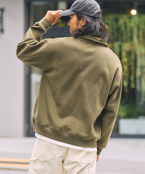 THE CRAFT CREW PRODUCTS（ザクラフトクループロダクツ）の「【MULTI FUNCTIONALシリーズ】USAコットン ヘビーウェイト オーバーサイズ ハーフジップスウェット/ 吸水速乾【THE CRAFT CREW PRODUCTS】（スウェット・メンズ・グレー/ブラック/チャコール/グレイッシュベージュ/ネイビー/キャメル/オリーブ・L/M/S）」の17枚目の写真