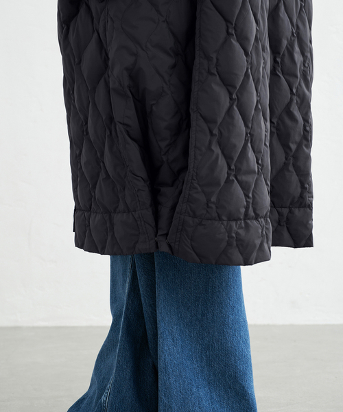 miffew（ミフュー）の「miffew/ミフュー TENT LINE ZIP UP DOWN CT ダウンコート FEW26WJK5463（ダウンジャケット/コート・レディース・ブラック/アイボリー・38/36）」の10枚目の写真