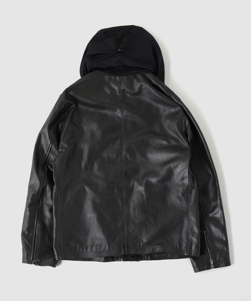 C.P. COMPANY(シーピーカンパニー)の「C.P.Company / シーピーカンパニー OW MEDIUM JACKET IN LEATHER(ライダースジャケット・メンズ・ブラック・MEDIUM)」の2枚目の写真