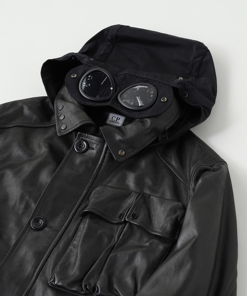 C.P. COMPANY(シーピーカンパニー)の「C.P.Company / シーピーカンパニー OW MEDIUM JACKET IN LEATHER(ライダースジャケット・メンズ・ブラック・MEDIUM)」の3枚目の写真