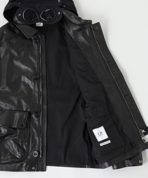 C.P. COMPANY(シーピーカンパニー)の「C.P.Company / シーピーカンパニー OW MEDIUM JACKET IN LEATHER(ライダースジャケット・メンズ・ブラック・MEDIUM)」の7枚目の写真