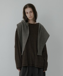 Pile Border TEE