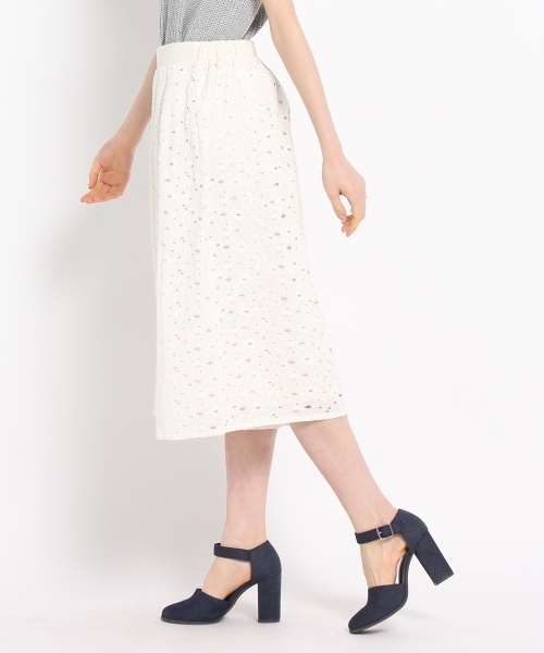 SHOO・LA・RUE(シューラルー)の「花柄レースガウチョパンツ(その他パンツ・レディース・ブルー/ホワイト/グリーン・03/02)」の5枚目の写真
