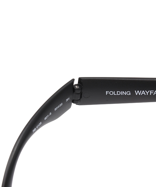 Ray-Ban（レイバン）の「Ray-Ban WAYFARER サングラス フォールディングタイプ（サングラス・レディース・ブラック/ブラウン系その他/ブラック×ブラック・FREE）」の10枚目の写真