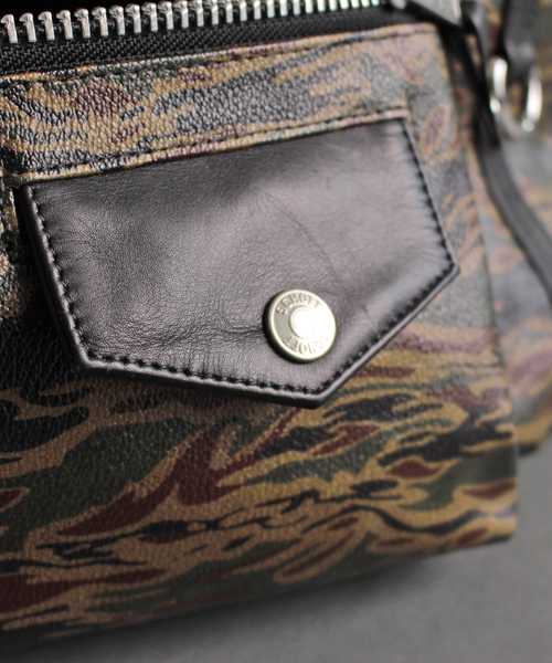 schott（ショット）の「Schott/ショット/TIGER CAMO RIDERS BODY BAG