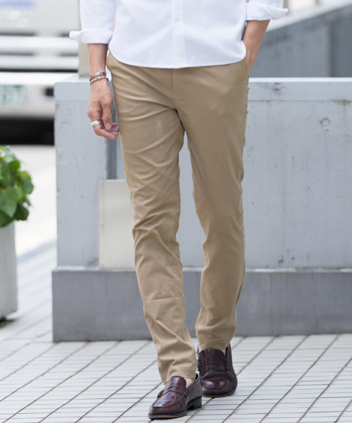 URBAN RESEARCH ROSSO MEN（アーバンリサーチロッソメン）の「スリムストレッチチノパンツ（チノパンツ・メンズ・ベージュ/ネイビー/グレー/ブラック・M/S/L/XL）」の3枚目の写真