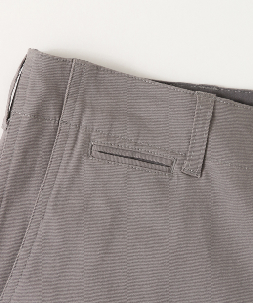 URBAN RESEARCH ROSSO MEN（アーバンリサーチロッソメン）の「スリムストレッチチノパンツ（チノパンツ・メンズ・ベージュ/ネイビー/グレー/ブラック・M/S/L/XL）」の19枚目の写真